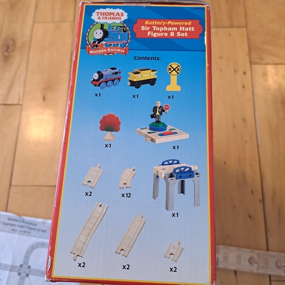 BATTERY OPERATED SIR TOPHAM HATT FIGURE 8 SET Thomas Train Wooden Railway - Picture 14 of 16